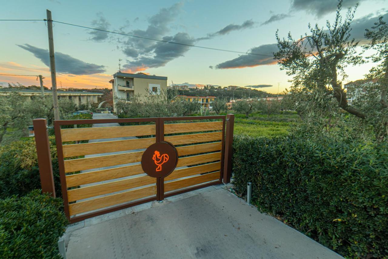Il Gallo Con Gli Stivali Termoli Εξωτερικό φωτογραφία